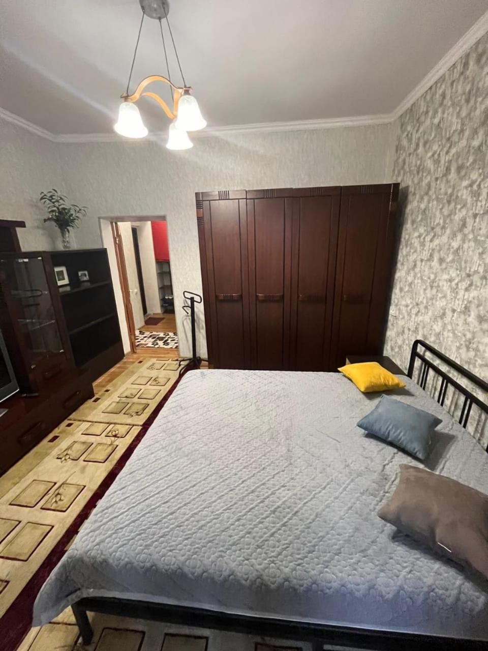 Apartments On Mustafa Ozturk Almaty Exterior photo