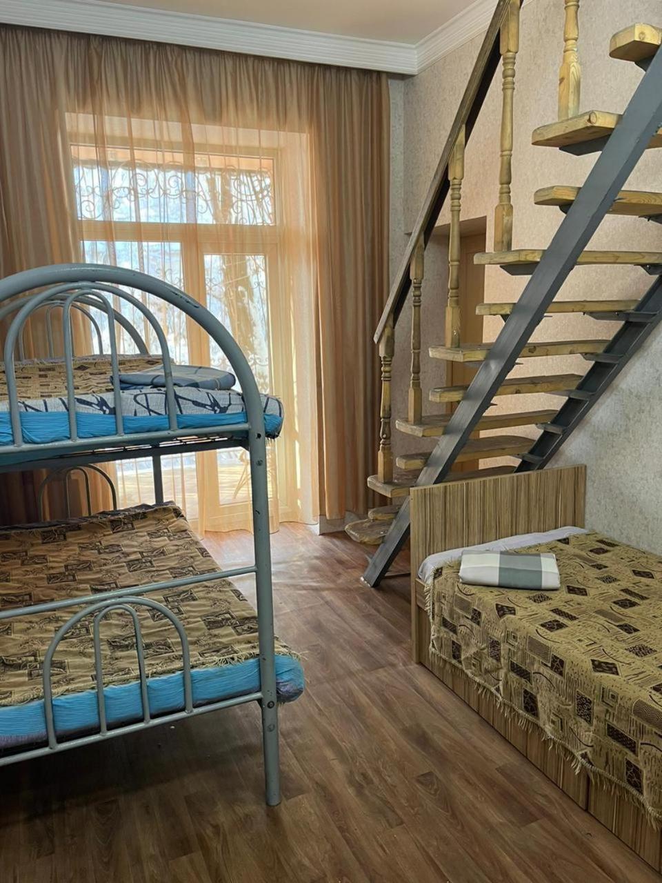 Apartments On Mustafa Ozturk Almaty Room photo