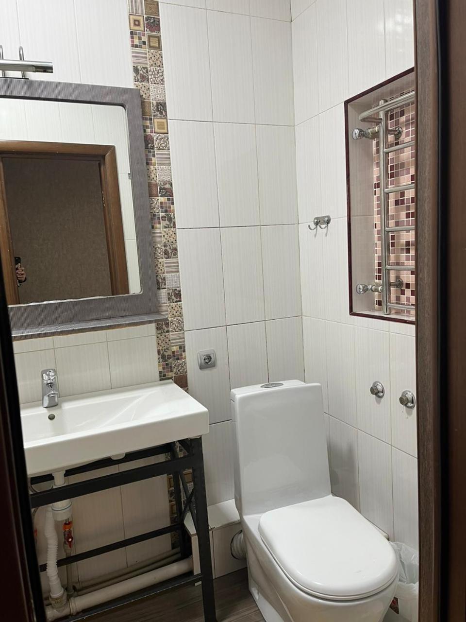 Apartments On Mustafa Ozturk Almaty Room photo