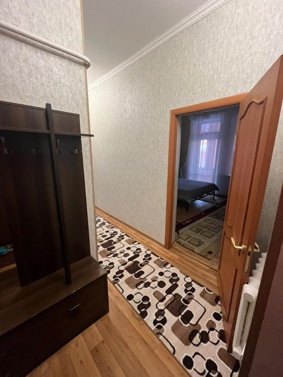 Apartments On Mustafa Ozturk Almaty Room photo